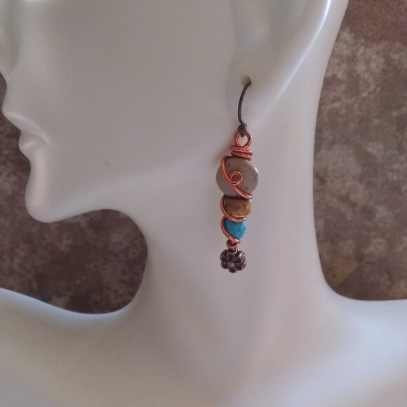 3 Pairs of Handmade Earrings! Winter Birthdays ~ Gift Exchange ~ Office Party - Picture 10 of 11